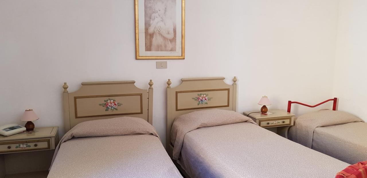 Albergo Natucci Монтекатини Терме Екстериор снимка